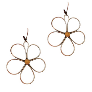 Delicate and Light Daisy Flower Earrings - E9-097