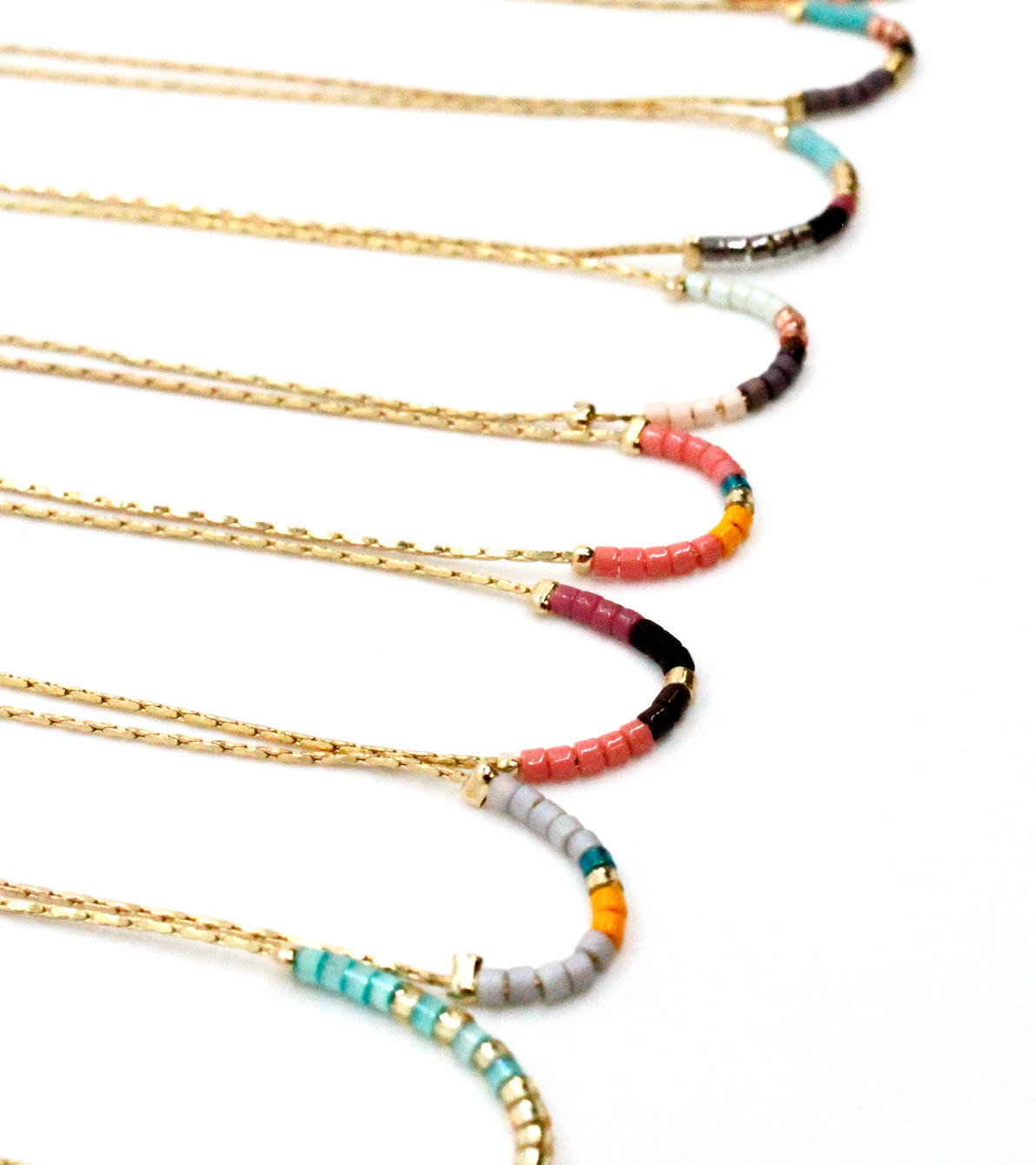 Miyuki Seed Bead Delicate Pendant Necklace -N8-029C