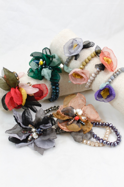 Crystal and Flower Stretch Bracelet  -The Classics Collection- B1-968