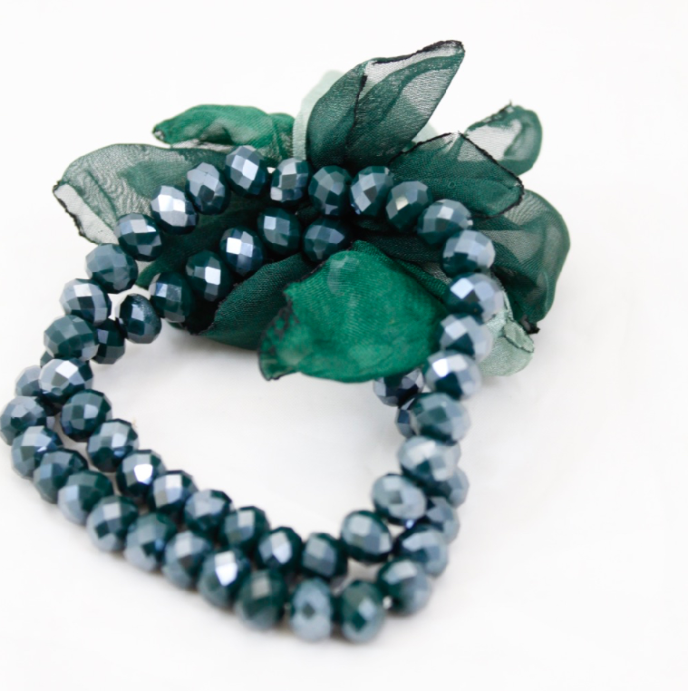 Crystal and Flower Stretch Bracelet  -The Classics Collection- B1-973