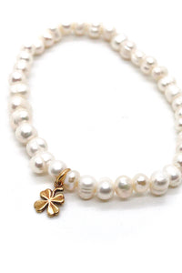 Frehswater Pearl Bracelet with Mini Gold Lucky Shamrock Charm -French Medals Collection- B6-010