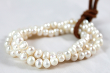 Load image into Gallery viewer, White Freshwater Pearl Cluster Bracelet - BL-PE
