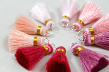 Load image into Gallery viewer, Short Silk Tassel Combo Pack - Short Pink
